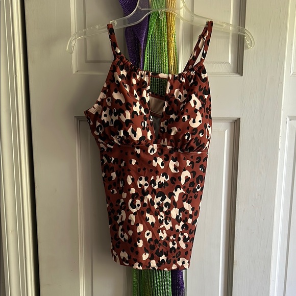 Kona sol Leopard Print Women's Top size medium - Picture 1 of 3